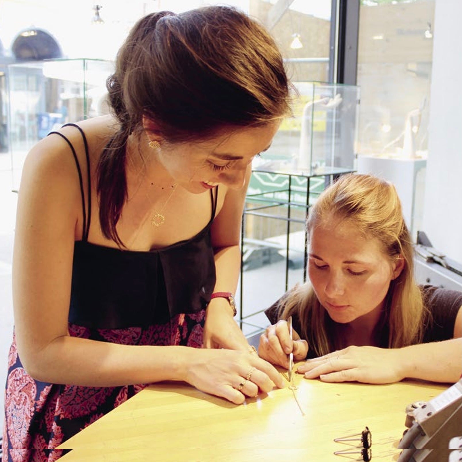 Leni Adam Press Image Crafting Handmade Jewellery