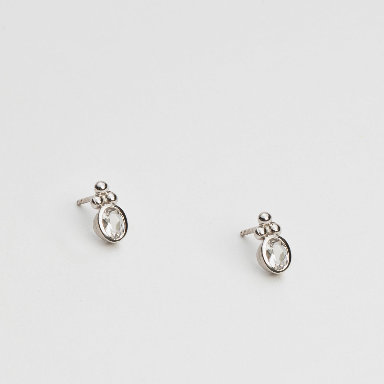 Elsa Earrings Petite