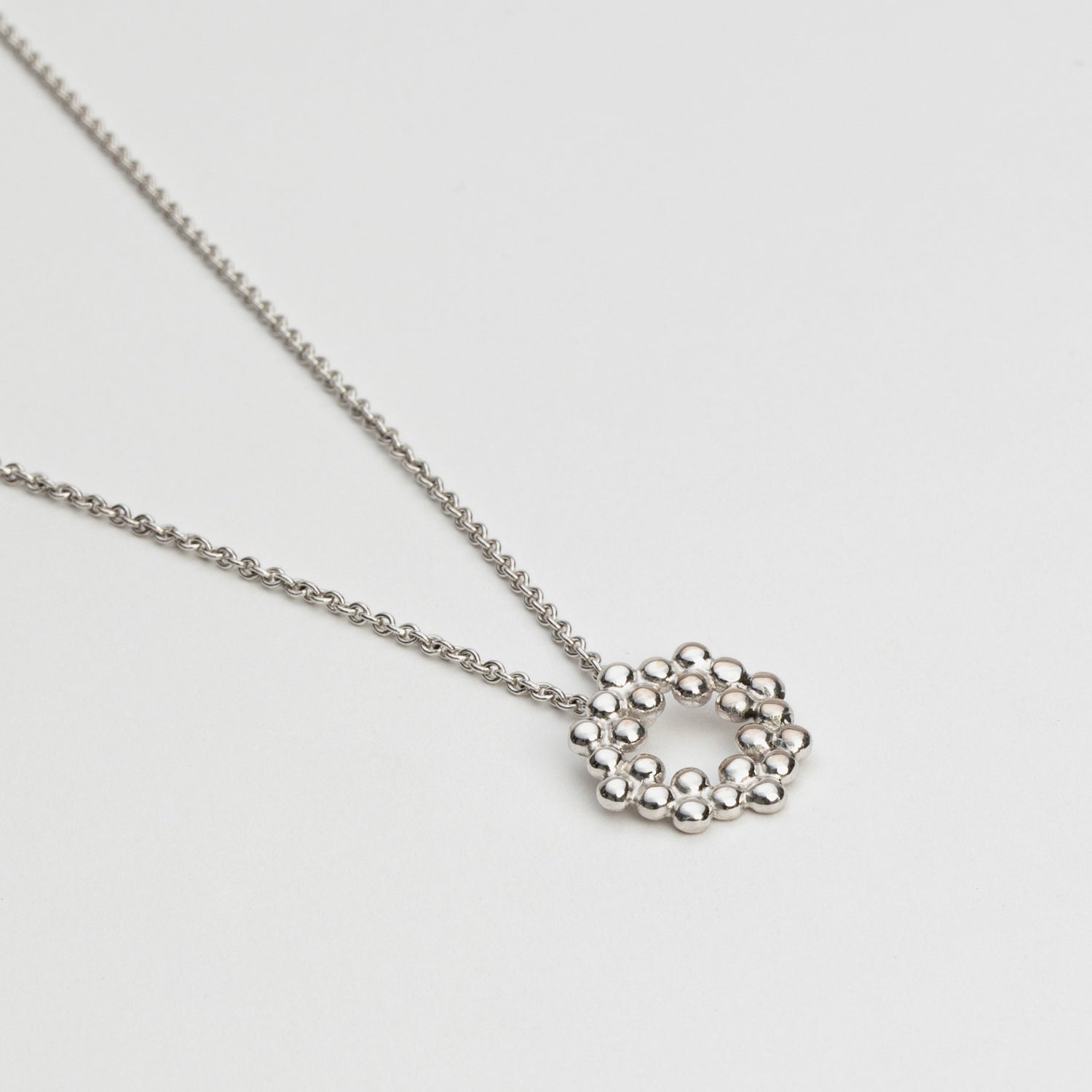 Frieda Pendant Petite